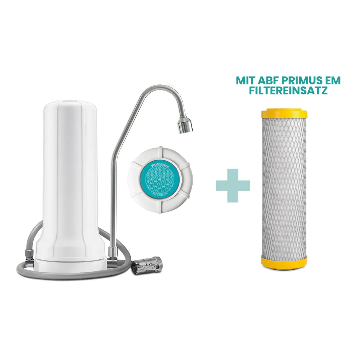 Vitalhelden Auftischfilter Set Basic – weißer Filter mit grauem Silikonschlauch und Vitalhelden-Disc, plus ABF Primus EM Filtereinsatz mit gelben Endkappen, auf weißem Hintergrund